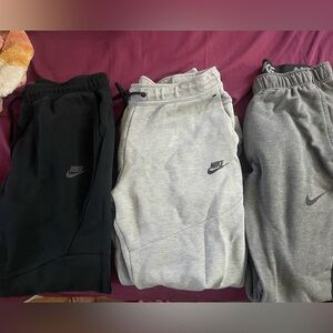 Nike sz L men’s  Pants lot - Black, Gray, and Light Gray